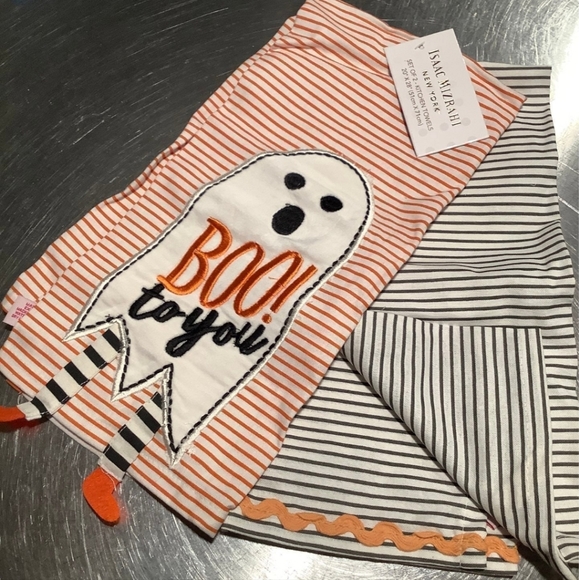 Isaac Mizrahi Kitchen Halloween Kitchen Towels Set Poshmark
